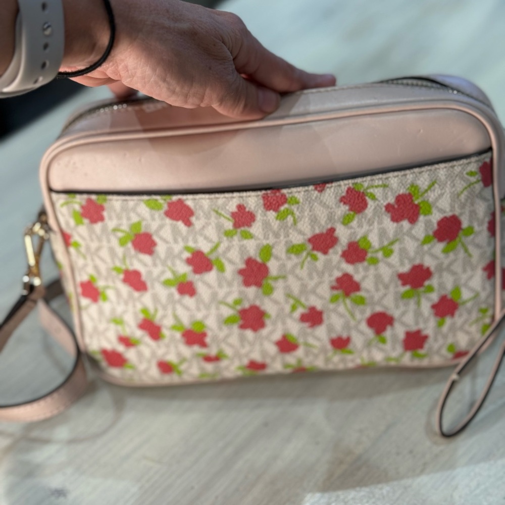 Michael Kors Pink Crossbody Bag with Red Strawberry Print - Picture 4 of 14